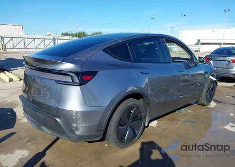2026 Tesla Model Y Long Range Dual Motor All-Wheel Drive/Long Range Launch Series from USA, damaged, VIN 7SAYGDEE8TA401988